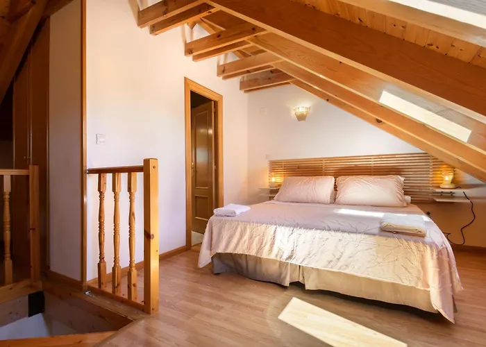 Lägenhet Atico Abuhardillado L Centrico L Garaje L Trastero Biescas (Aragon)