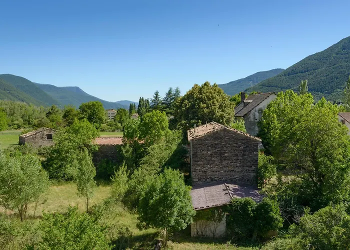 Atico Abuhardillado L Centrico L Garaje L Trastero * Biescas (Aragon)